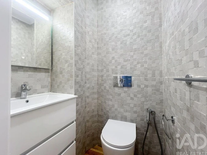 Moradia T3 para Arrendamento em Encarnação Foto 18