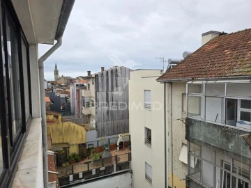 Apartamento para Venda em Paranhos
