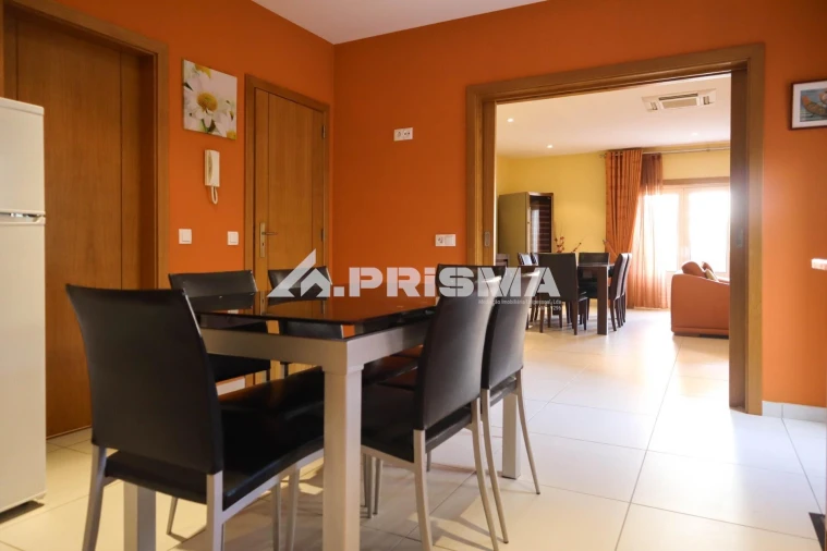 Moradia T5 para Venda em Alcains Foto 16