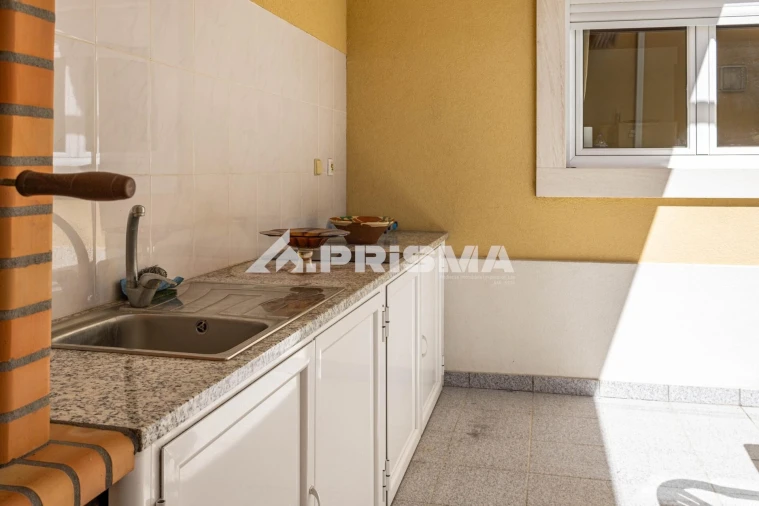 Moradia T5 para Venda em Alcains Foto 3