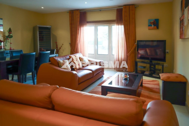 Moradia T5 para Venda em Alcains Foto 11