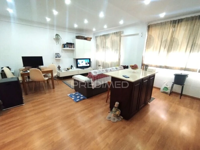 Apartamento T2 para Venda em Cacém e São Marcos Foto 6