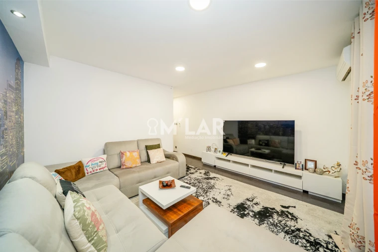 Apartamento T3 para Venda em Braga (Maximinos, Sé e Cividade) Foto 6