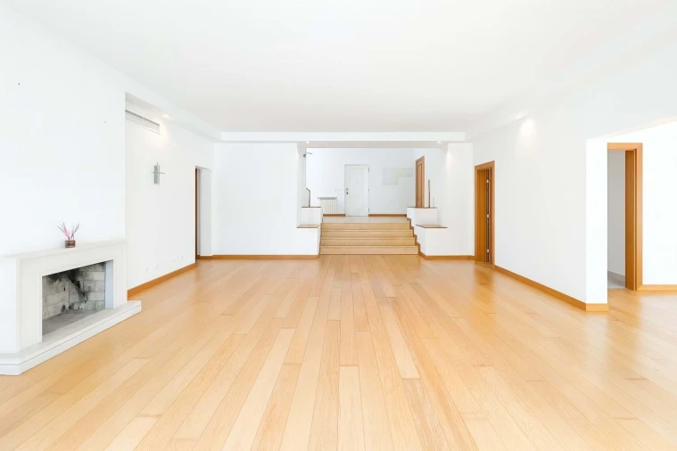 Moradia T4 para Venda em Alcabideche Foto 9