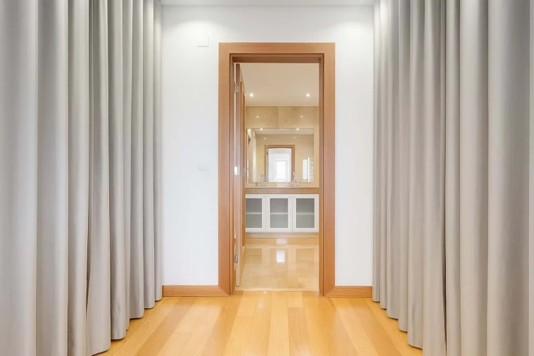 Moradia T4 para Venda em Alcabideche Foto 24