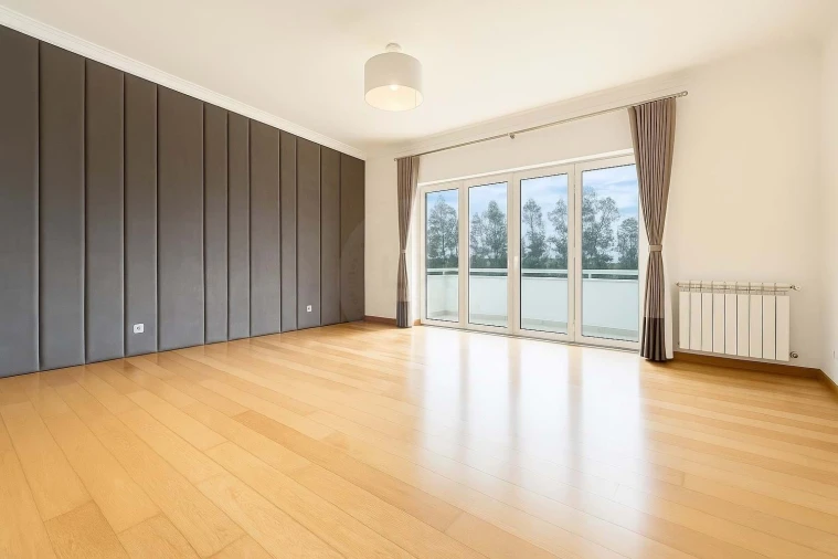 Moradia T4 para Venda em Alcabideche Foto 23