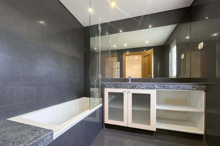 Moradia T4 para Venda em Alcabideche Foto 20