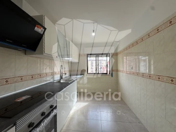 Apartamento T2 para Venda em Algueirão-Mem Martins