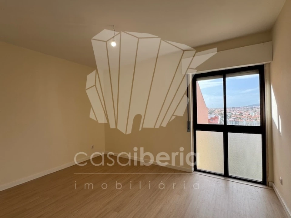 Apartamento T2 para Venda em Algueirão-Mem Martins Foto 8