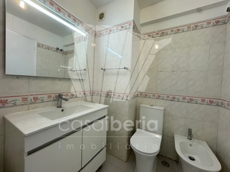 Apartamento T2 para Venda em Algueirão-Mem Martins Foto 15