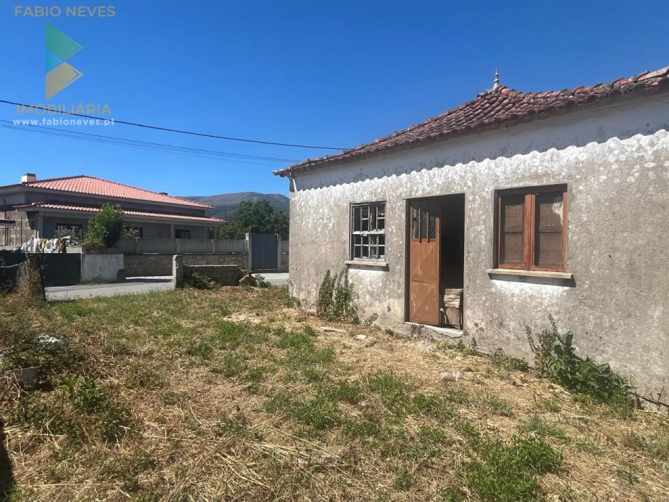 Moradia T2 para Venda em Fontão Foto 2