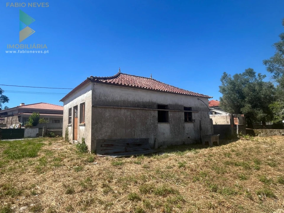 Moradia T2 para Venda em Fontão Foto 3