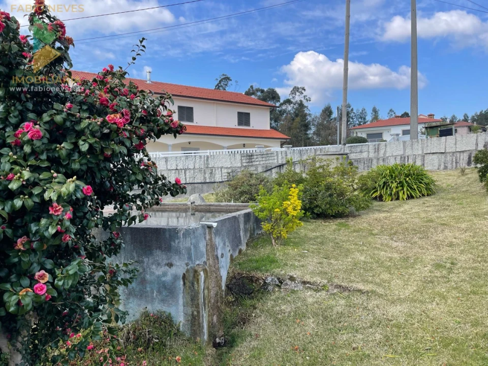 Moradia T5 para Venda em Miranda Foto 15