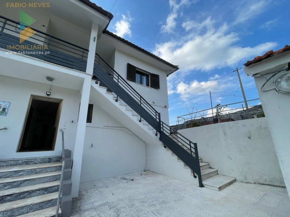 Moradia T5 para Venda em Miranda Foto 35
