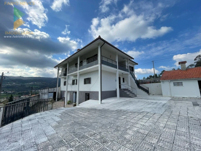 Moradia T5 para Venda em Miranda Foto 21