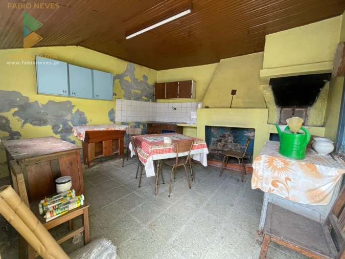 Moradia T5 para Venda em Miranda Foto 30