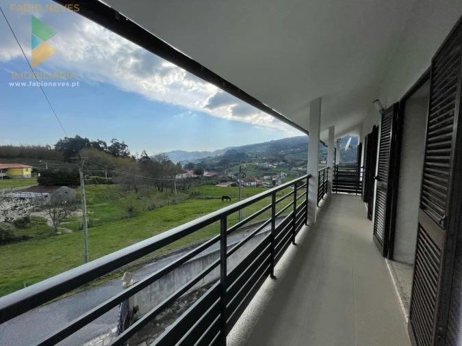 Moradia T5 para Venda em Miranda Foto 46