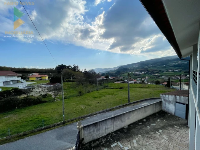 Moradia T5 para Venda em Miranda Foto 47