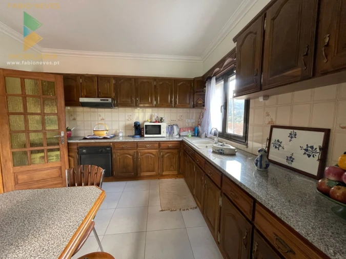 Moradia T5 para Venda em Miranda Foto 58