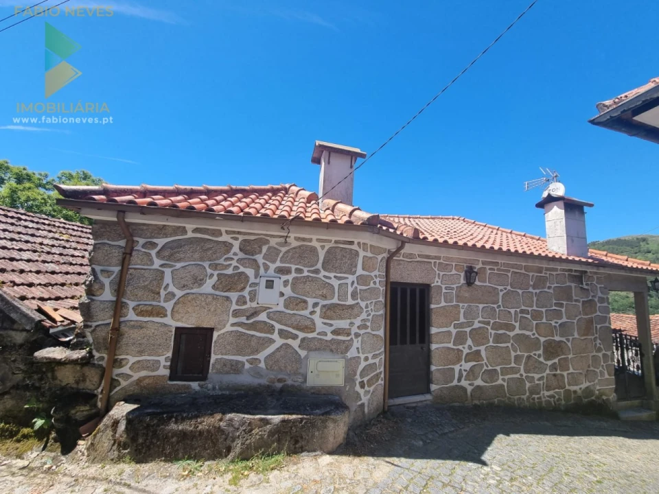 Moradia T3 para Venda em Sistelo Foto 3