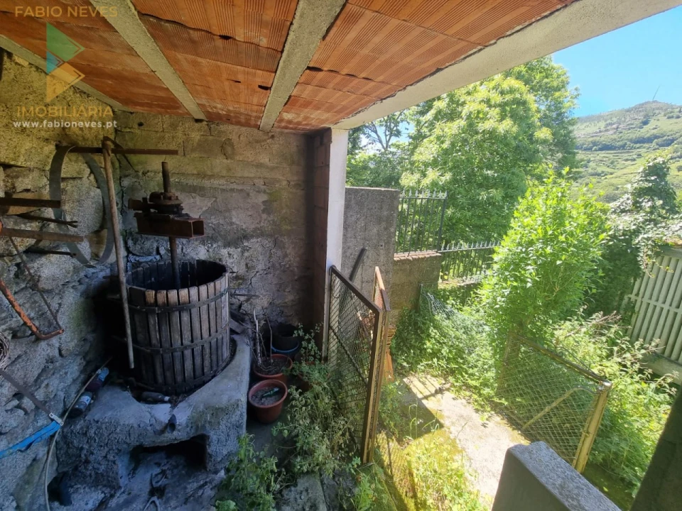 Moradia T3 para Venda em Sistelo Foto 36
