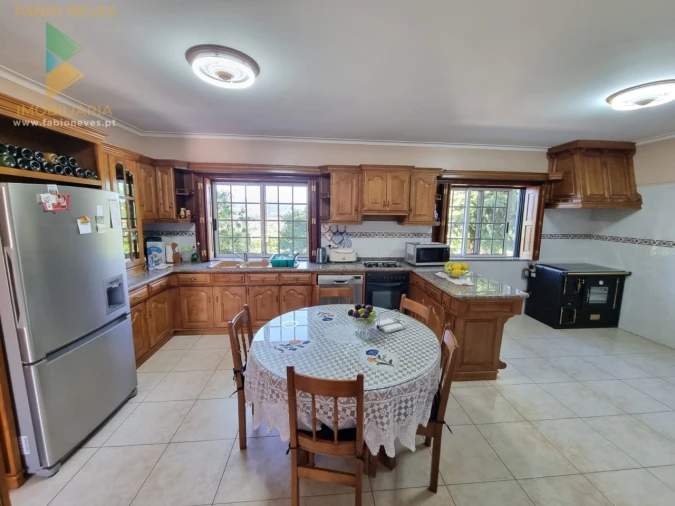 Moradia T4 para Venda em Gondufe Foto 14