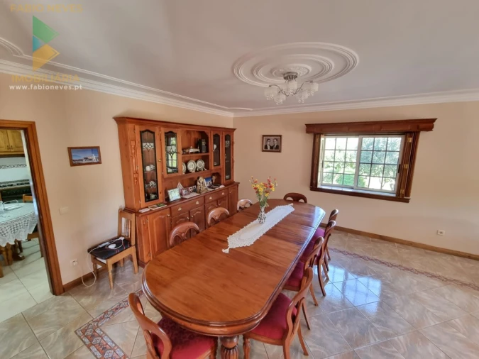 Moradia T4 para Venda em Gondufe Foto 16