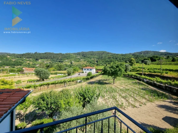 Moradia T4 para Venda em Gondufe Foto 39