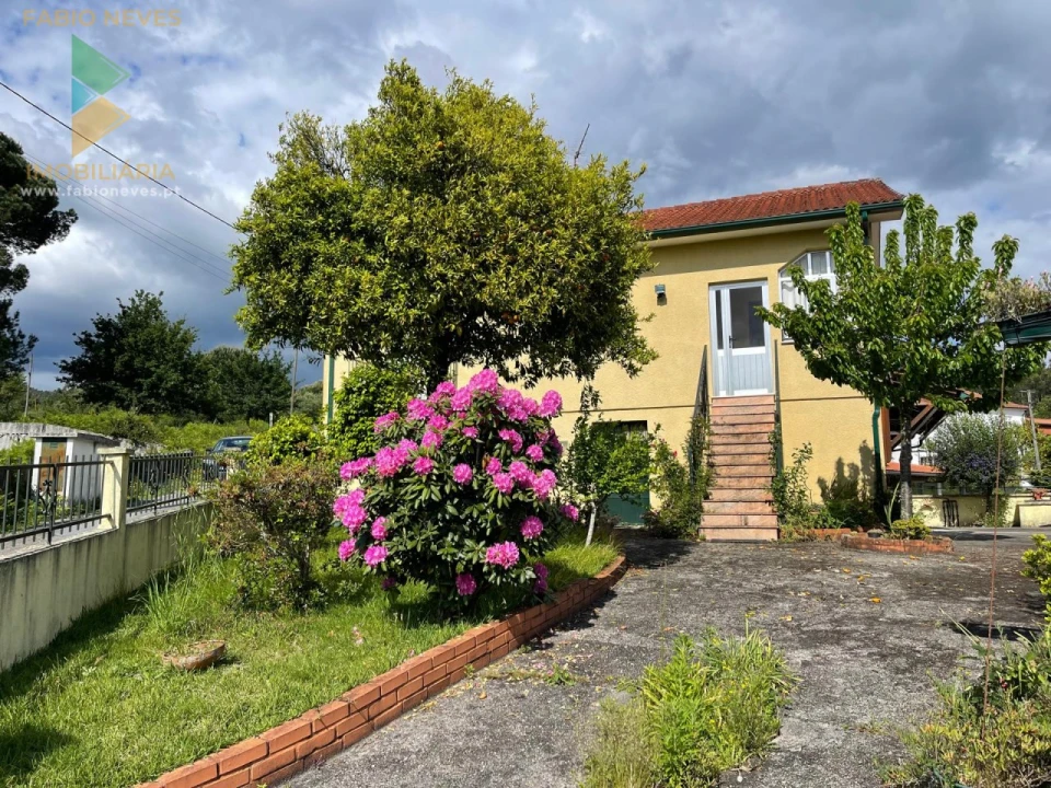 Moradia T3 para Venda em Couto Foto 3