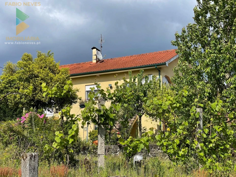 Moradia T3 para Venda em Couto Foto 40