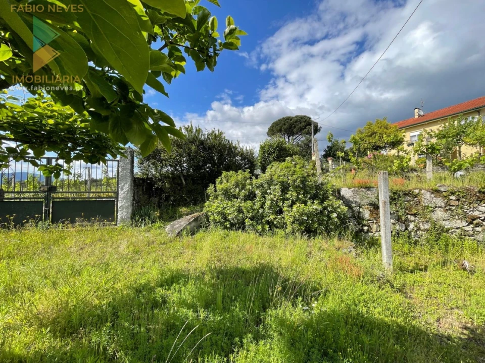 Moradia T3 para Venda em Couto Foto 42