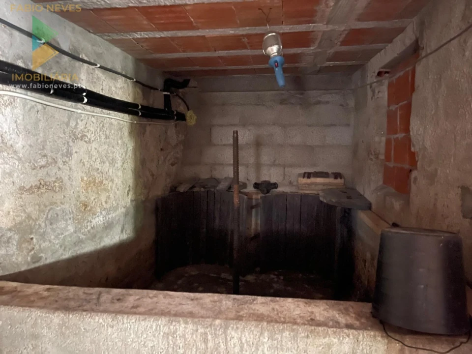 Moradia T3 para Venda em Couto Foto 51