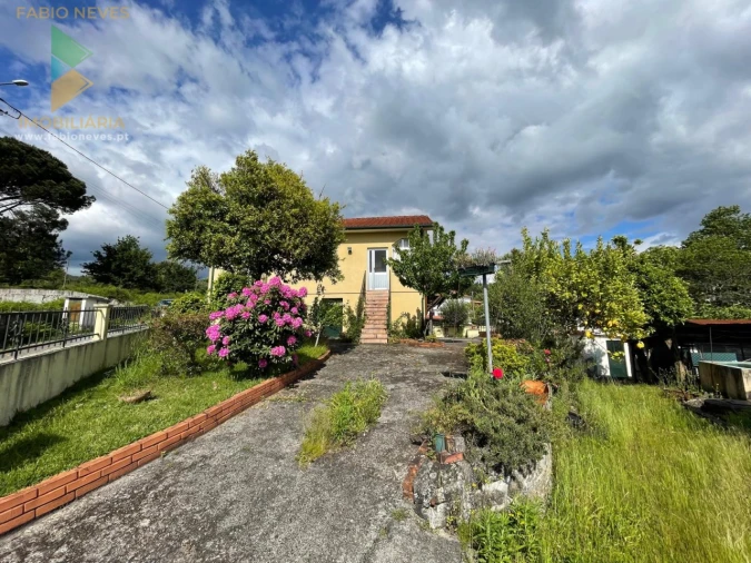 Moradia T3 para Venda em Couto Foto 8