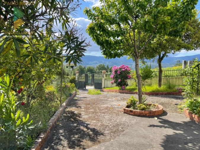 Moradia T3 para Venda em Couto Foto 20