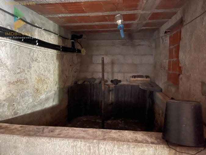 Moradia T3 para Venda em Couto Foto 51