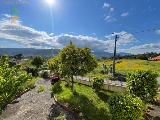 Moradia T3 para Venda em Couto Foto 73