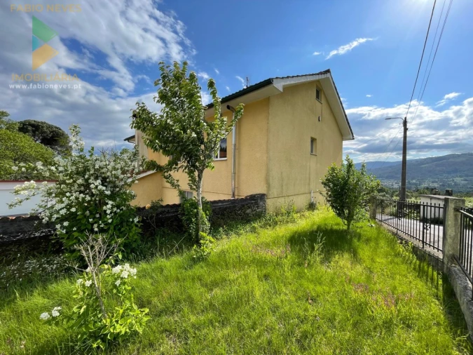 Moradia T3 para Venda em Couto Foto 76