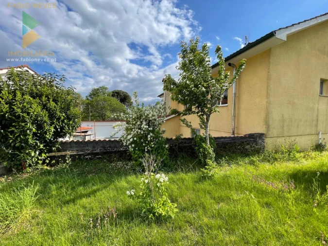 Moradia T3 para Venda em Couto Foto 77