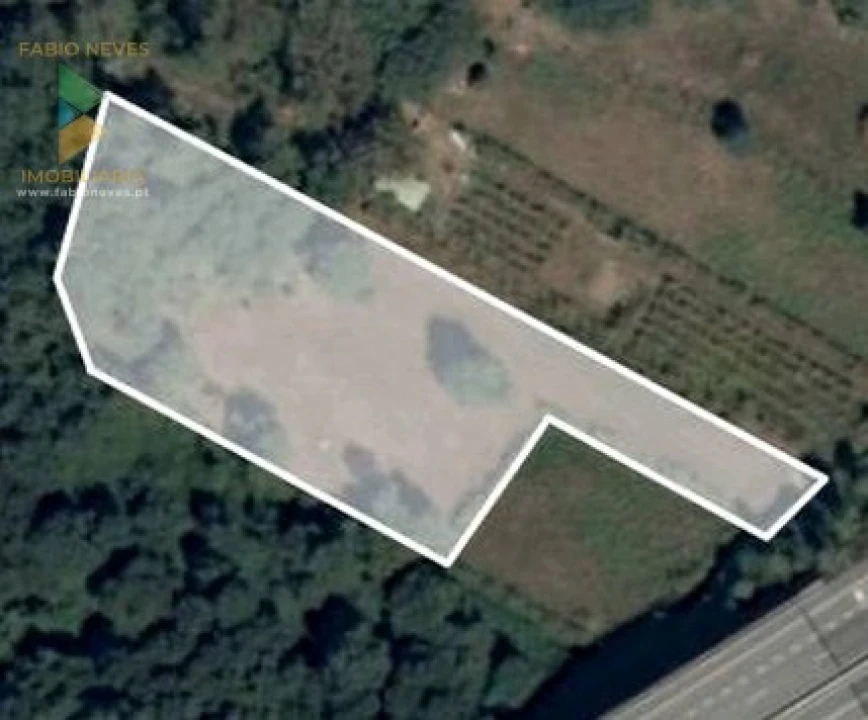 Terreno Comércio / Armazém para Venda em Cendufe Foto 1