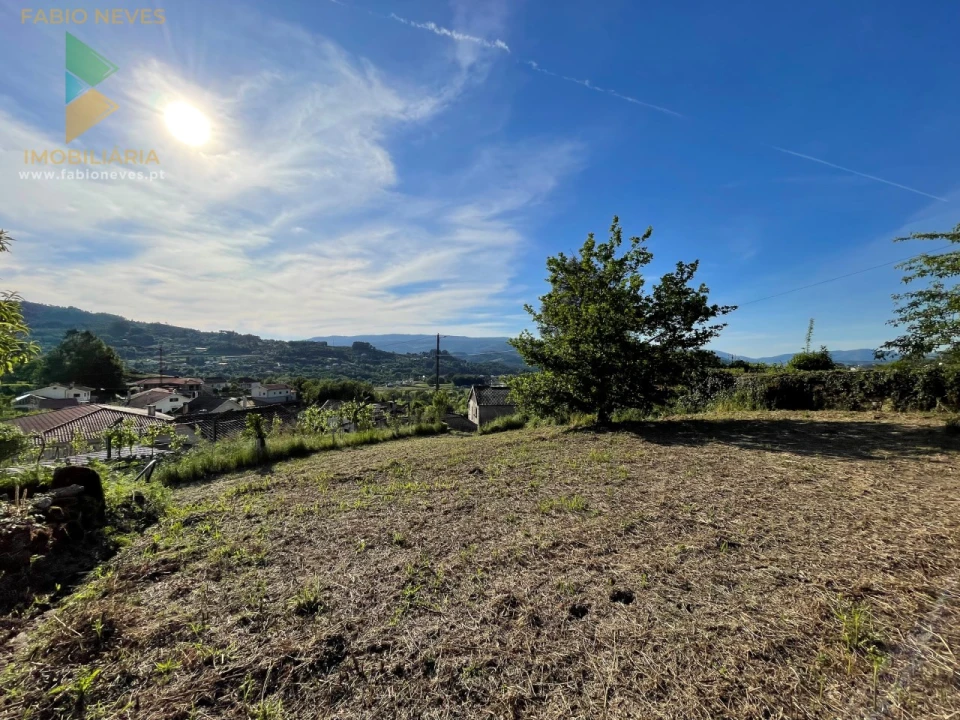 Terreno para Venda em Ponte da Barca, V.N. Muía, Paço Vedro Magalhães Foto 1