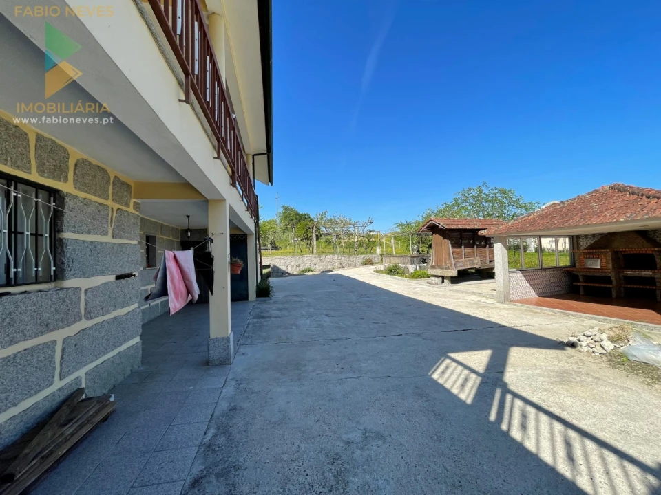 Moradia T6 para Venda em Prozelo Foto 11