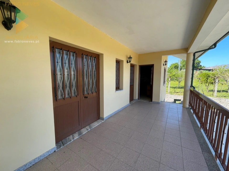 Moradia T6 para Venda em Prozelo Foto 16