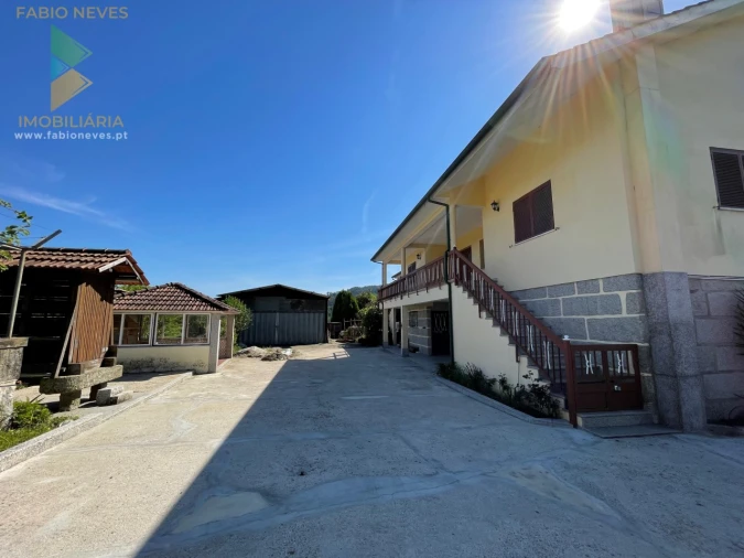 Moradia T6 para Venda em Prozelo Foto 3