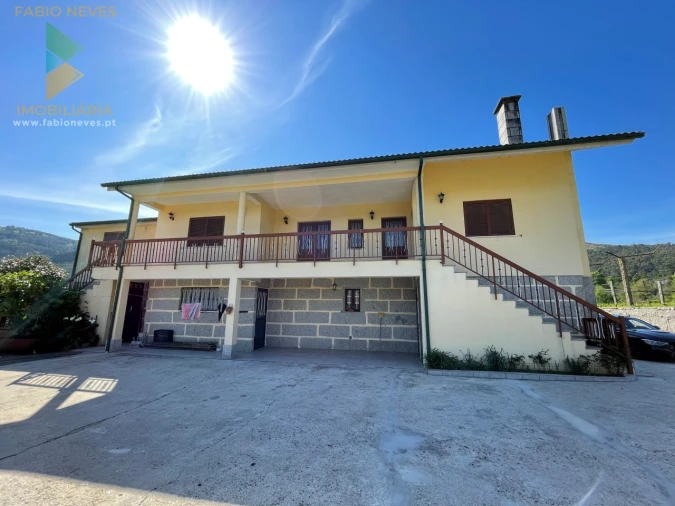 Moradia T6 para Venda em Prozelo Foto 4