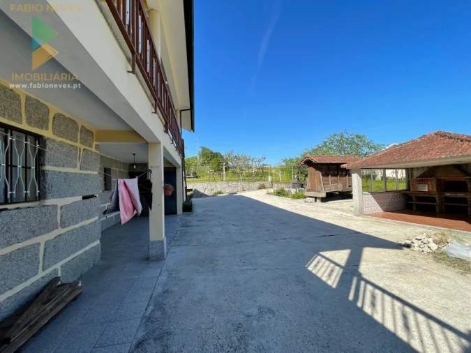 Moradia T6 para Venda em Prozelo Foto 11