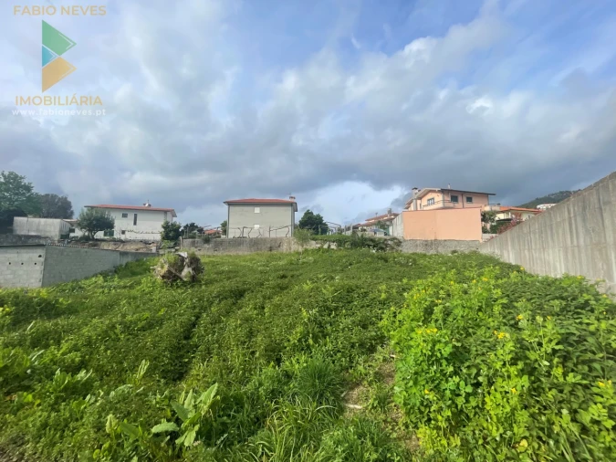 Terreno para Venda em Paço Foto 3