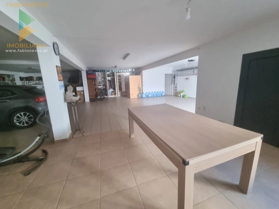 Moradia T4 para Venda em Marinha das Ondas Foto 66