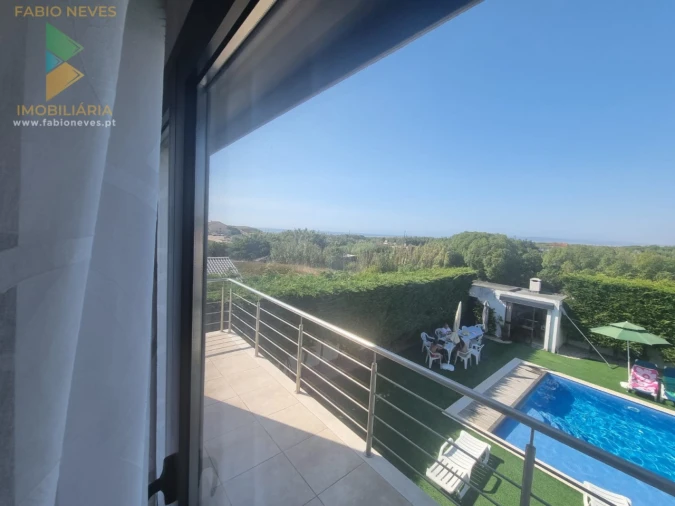 Moradia T4 para Venda em Marinha das Ondas Foto 59