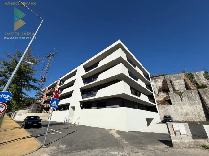 Apartamento T3 para Venda em Ponte da Barca, V.N. Muía, Paço Vedro Magalhães