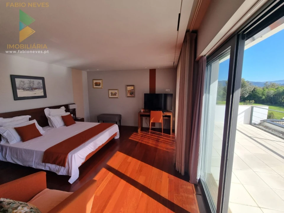 Moradia T5 para Venda em Fontão Foto 48